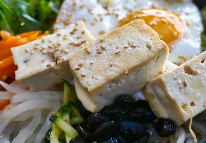 Comment cuisiner le tofu facilement et avec gourmandise